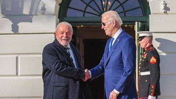 Lula incomoda Washington ao receber visita de chanceler russo