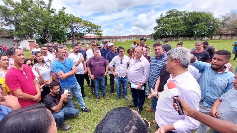 Governo da Bahia determina ações de saúde, infraestrutura e assistência social para população atingida pelas chuvas