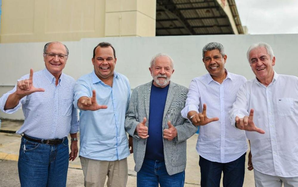 Lula diz que Rui Costa é “quase um primeiro- ministro”