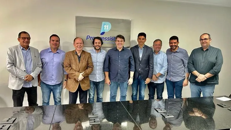 Após polêmica federação, PP da Bahia pode perder seis deputados estaduais, com siglas como Avante e PDT se oferecendo para acolhê-los.
