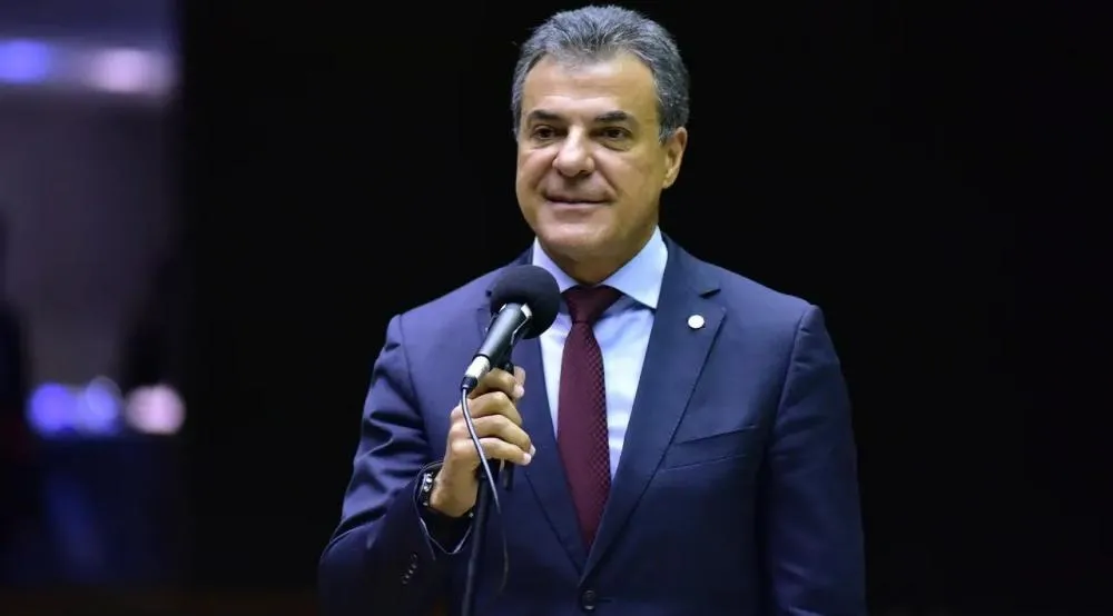 Deputado federal Beto Richa (PSDB)-PR) 
