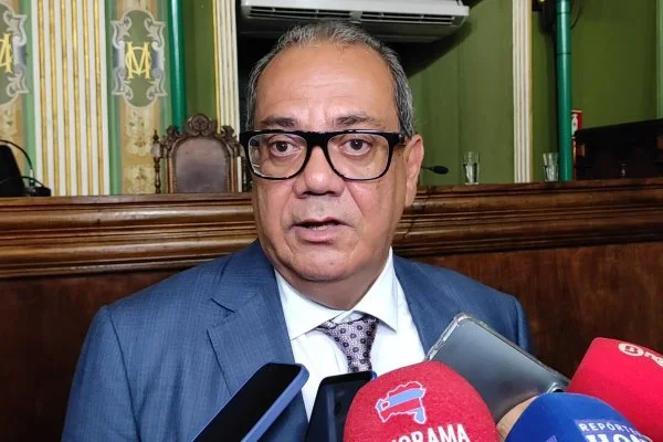 Carlos Muniz destaca que o prefeito Bruno Reis está atento à situação e espera um acordo rápido para a greve dos professores