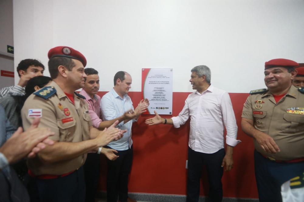 Governo entrega modernização de centro educacional e unidades do Corpo de Bombeiros e PM, em Amargosa