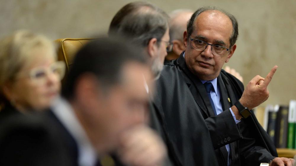 Ministros do STF elogiam indicação de Zanin para a corte
