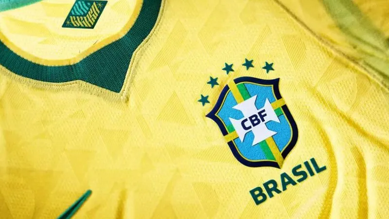 Modelo é inspirado em versões tradicionais e em tom em homenagem à Seleção 