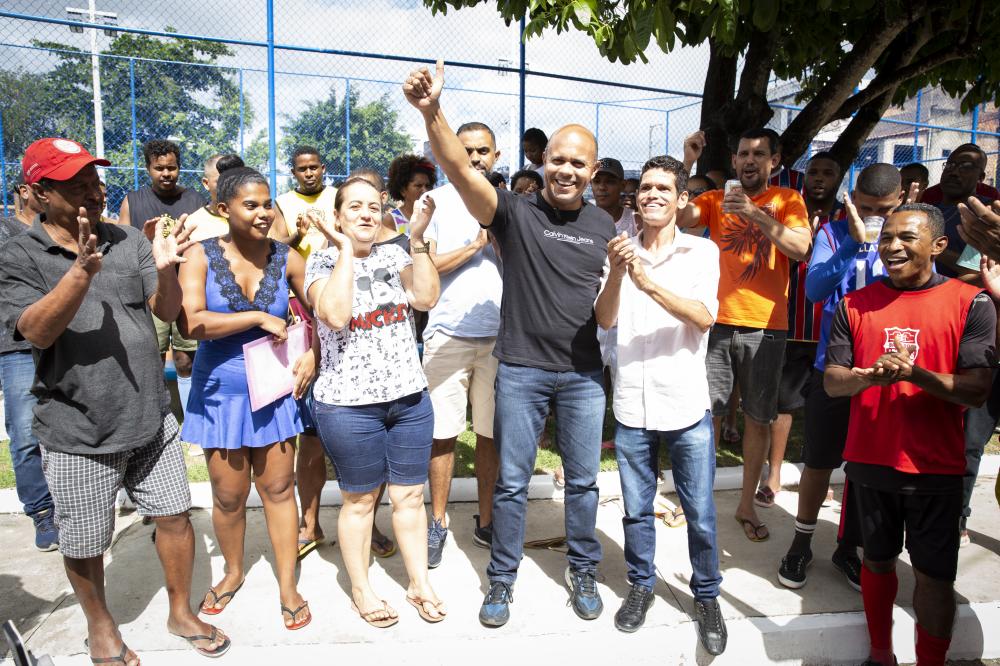 Vereador Kiki Bispo tem recepção calorosa por moradores do Alto do Cruzeiro-Rio Sena-Praia Grande e Periperi no Subúrbio Ferroviário