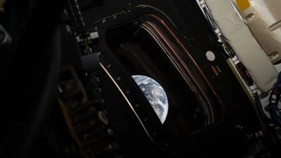 © NASA