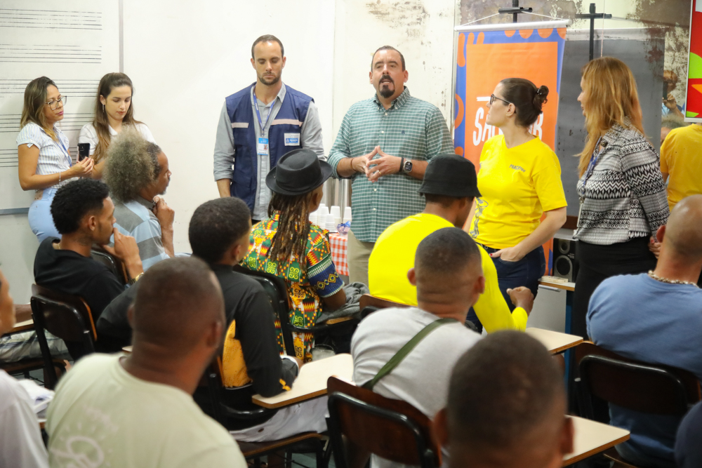 Projeto Sou Salvador promove curso de pintura corporal para trabalhadores informais 