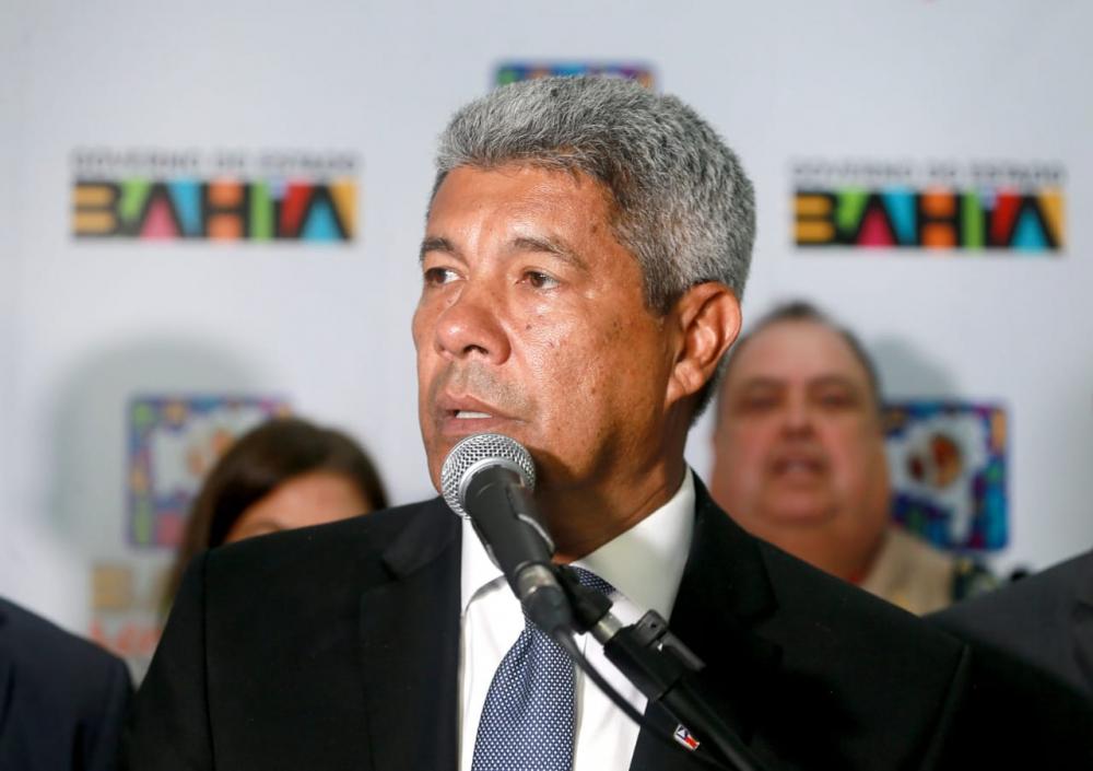 Governador da Bahia libera desapropriação de área para a cosntrução da ponte Salvador-Itaparica