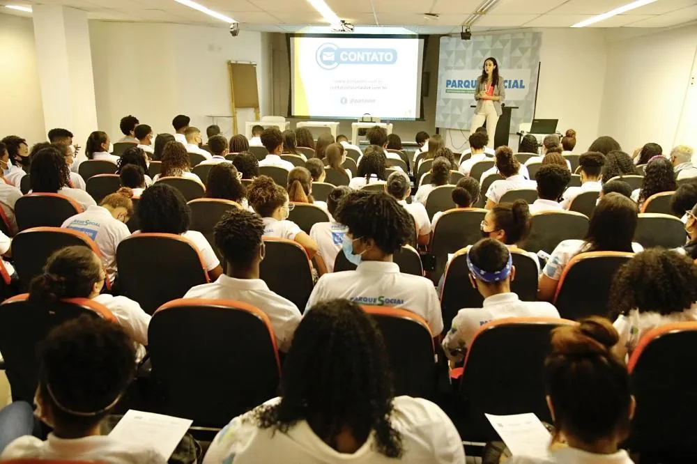 Prefeitura de Salvador oferece 1,2 mil vagas para o Projeto Jovem Aprendiz Empreendedor 2026-2028