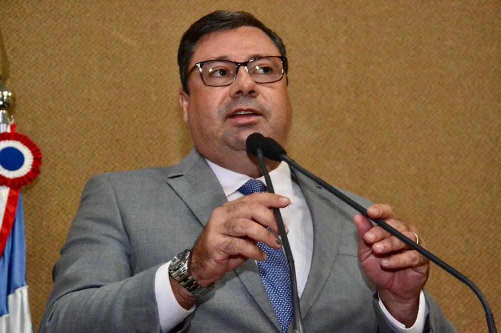 Penalva alerta governador sobre suposto contrato de R$ 1,5 bilhão com Grupo Albert Einstein para gerir Hospital Ortopédico da Bahia