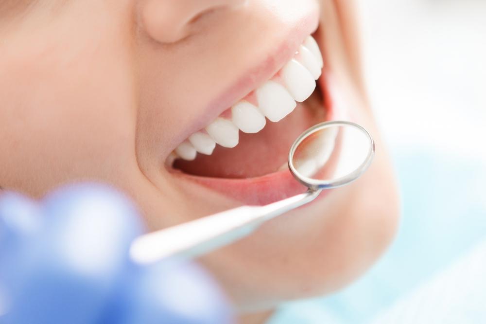 Conheça as 5 doenças bucais mais comuns e como evitá-las