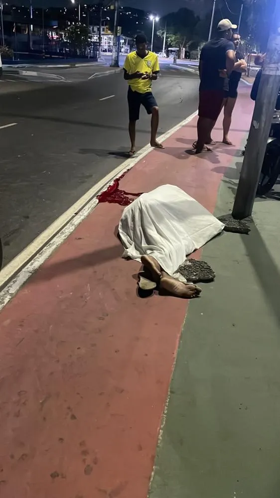 Jovem morre após se envolver em Grave acidente na Rotatória do Assaí de Paripe 