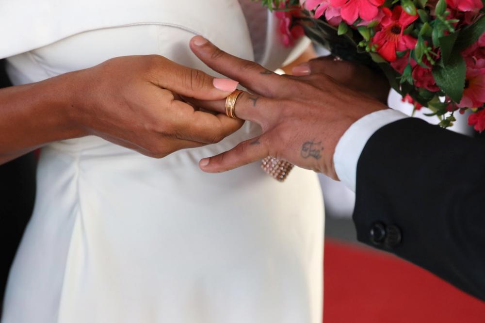 Casamento coletivo une seis internos da Penitenciária Lemos de Brito a suas companheiras em Salvador