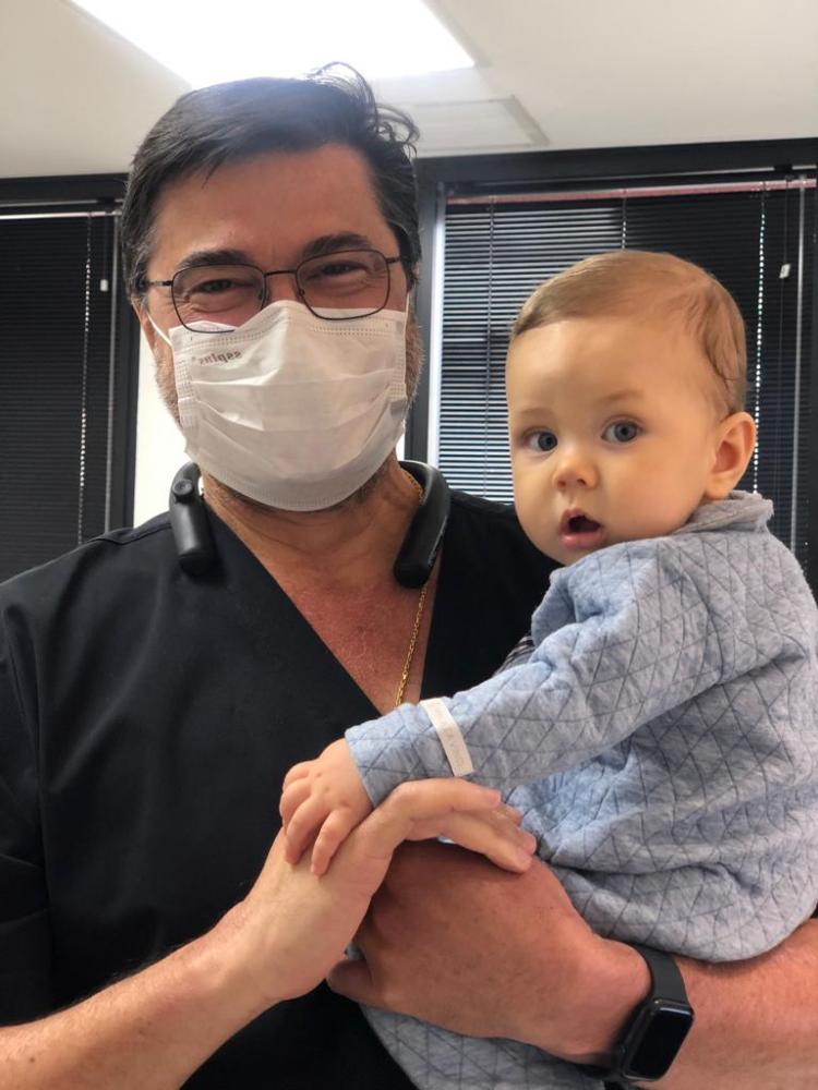 Especialista explica como os pais podem ajudar as crianças a cuidarem dos dentes