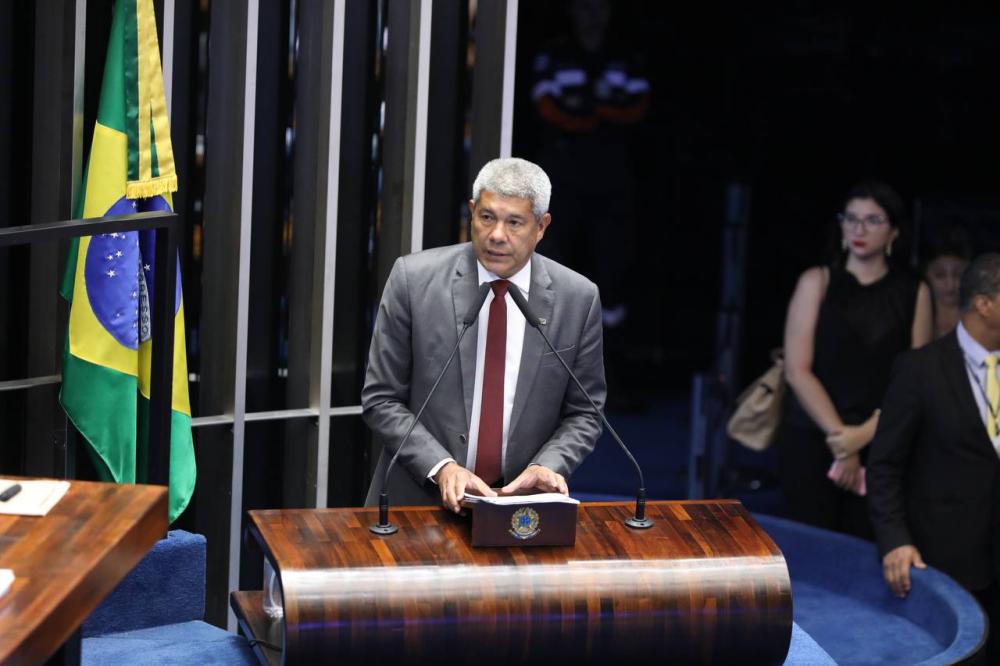 Jerônimo defende 