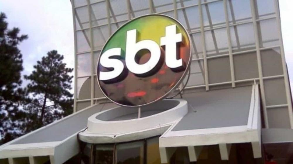 © SBT muda programação e suspende gravações de novela