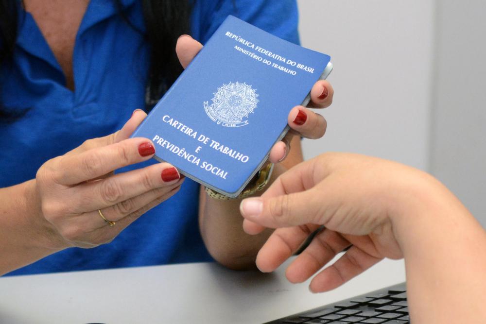 Salvador está entre os dez municípios brasileiros que mais geraram emprego em 2023 