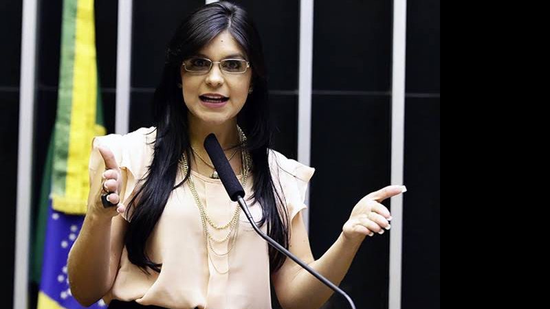 Ex-deputada chama Lula de bandido e ganha cargo no governo petista