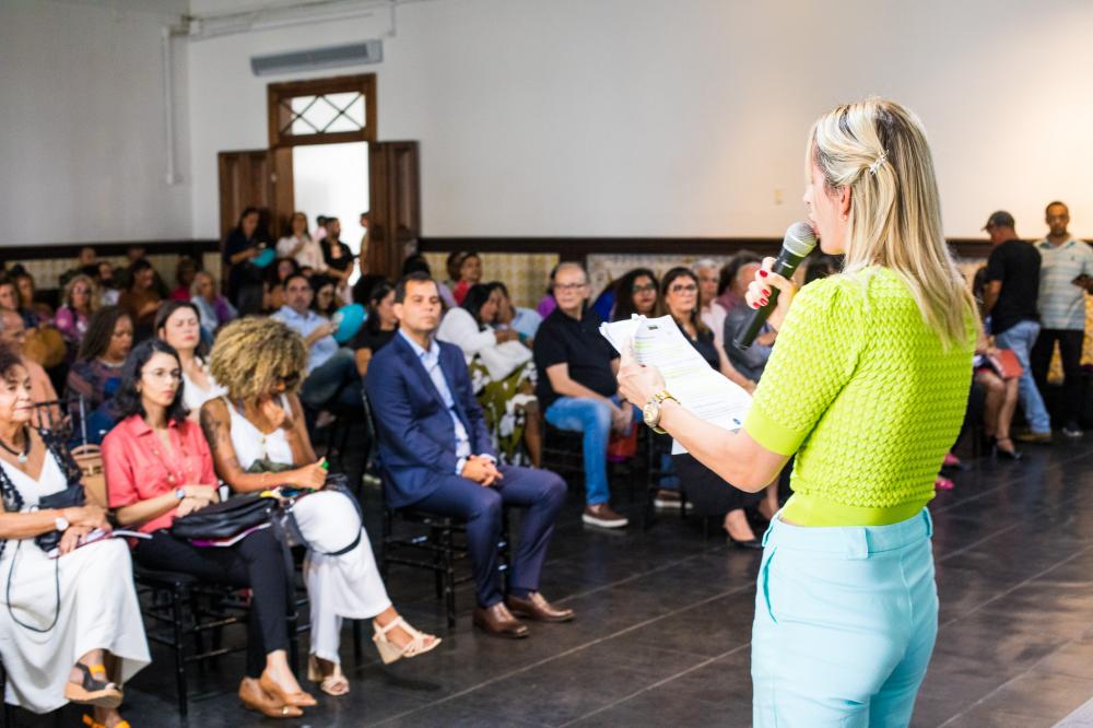 Panorama das Mulheres na Bahia expõe dados sobre as desigualdades de gênero e as mudanças comportamentais em curso 