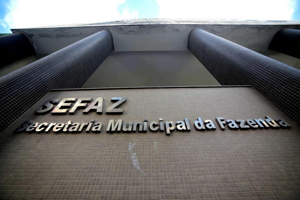 Contribuintes que quitarem IPTU em cota única pagarão valor menor do que ano passado