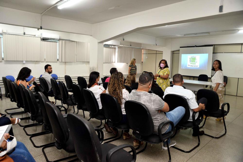 Carnaval: Vigilância Sanitária inicia capacitação de profissionais dos segmentos de alimentação e saúde   