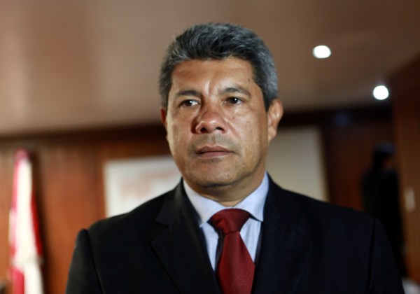 Governador da Bahia lamenta mortes e afirma suporte às famílias após naufrágio em Madre de Deus