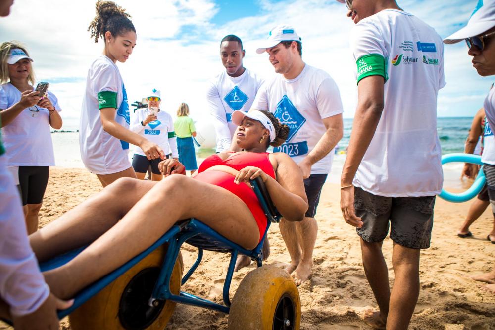 ParaPraia 2024 oferece banho de mar assistido a partir deste fim de semana