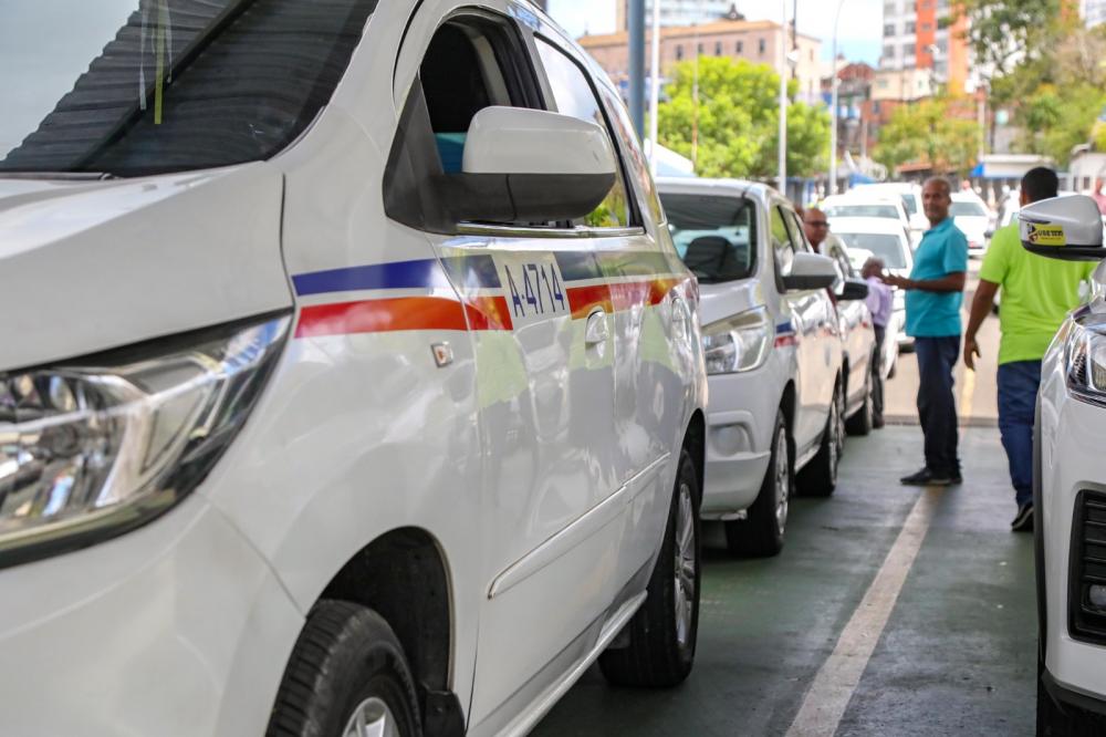 Prefeitura prorroga o prazo de entrega da documentação para o credenciamento de novos taxistas