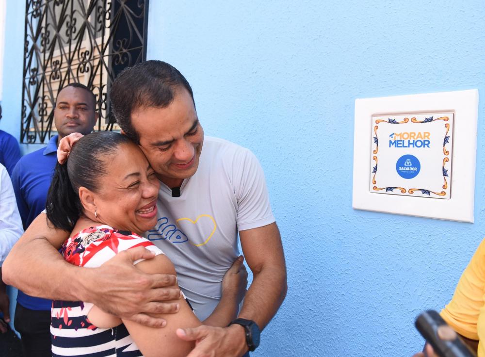 Prefeitura entrega 100 casas do programa Morar Melhor em São Gonçalo e chega a 420 imóveis reformados no bairro