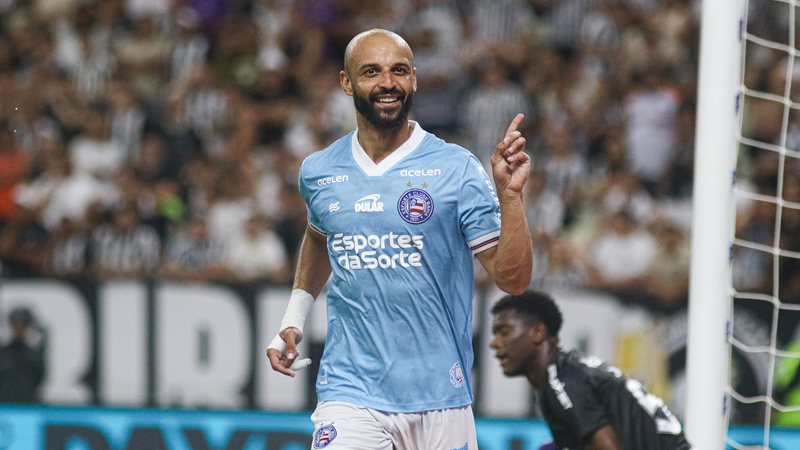 Bahia busca virada, vence o Ceará por 2 a 1 e se isola na liderança do Grupo B na Copa do Nordeste