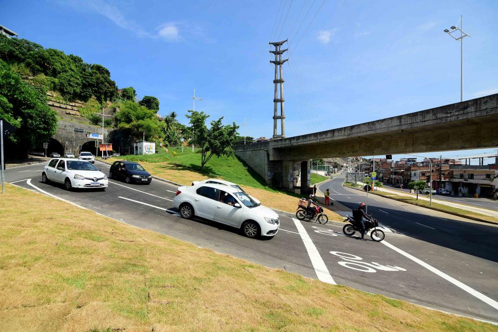 Novo retorno proporciona mais fluidez à Avenida Suburbana