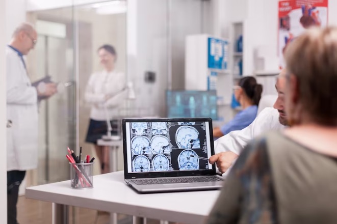 Epilepsia: saiba identificar as crises e como agir durante uma