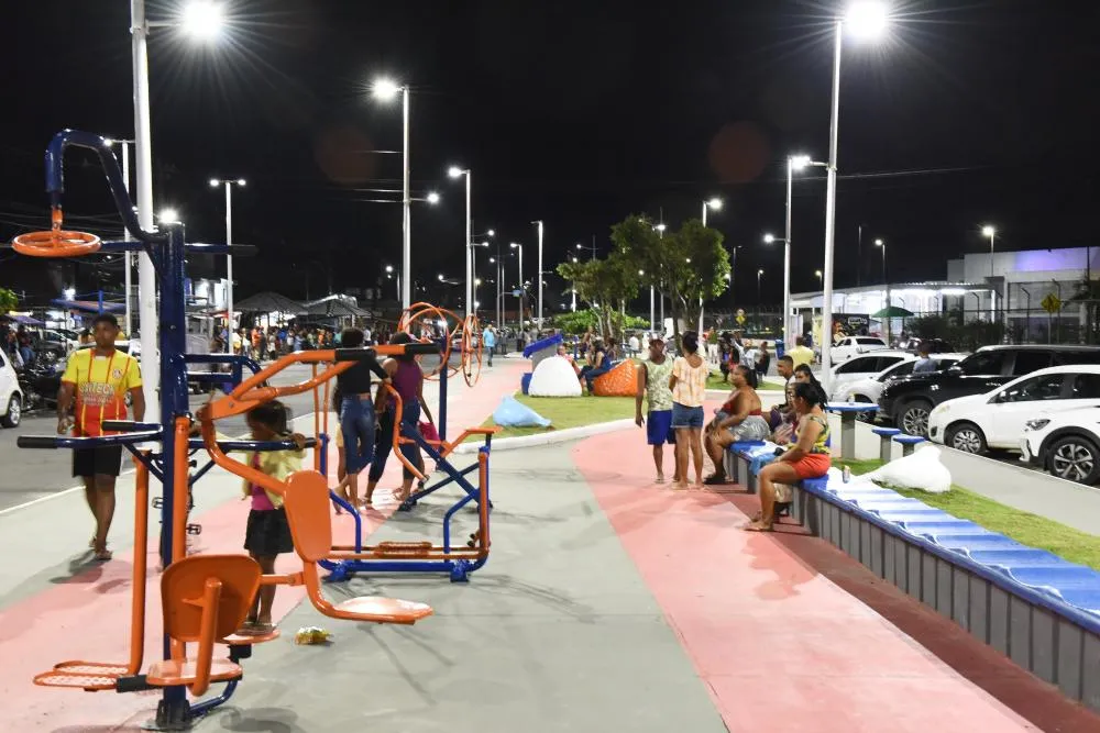Periperi ganha nova praça com estrutura para fortalecer comércio local