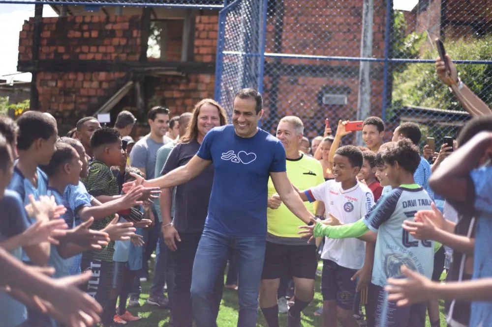 Bruno Reis  inaugura nova arena em Paripe e chega a 46 campos com grama sintética entregues em Salvador