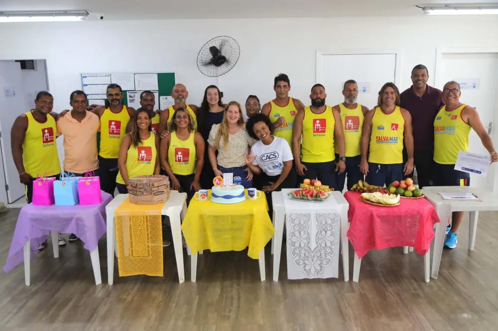 Central de Acessibilidade de Salvador forma primeira turma de salva-vidas em Libras