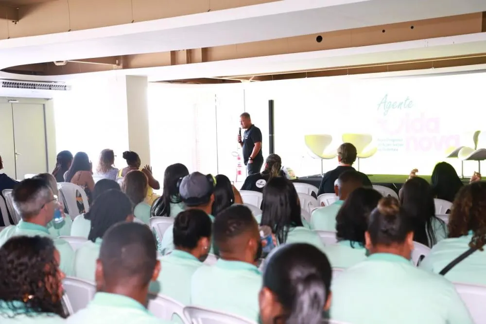 Sempre realiza encontro para acolhida de agentes do programa Vida Nova