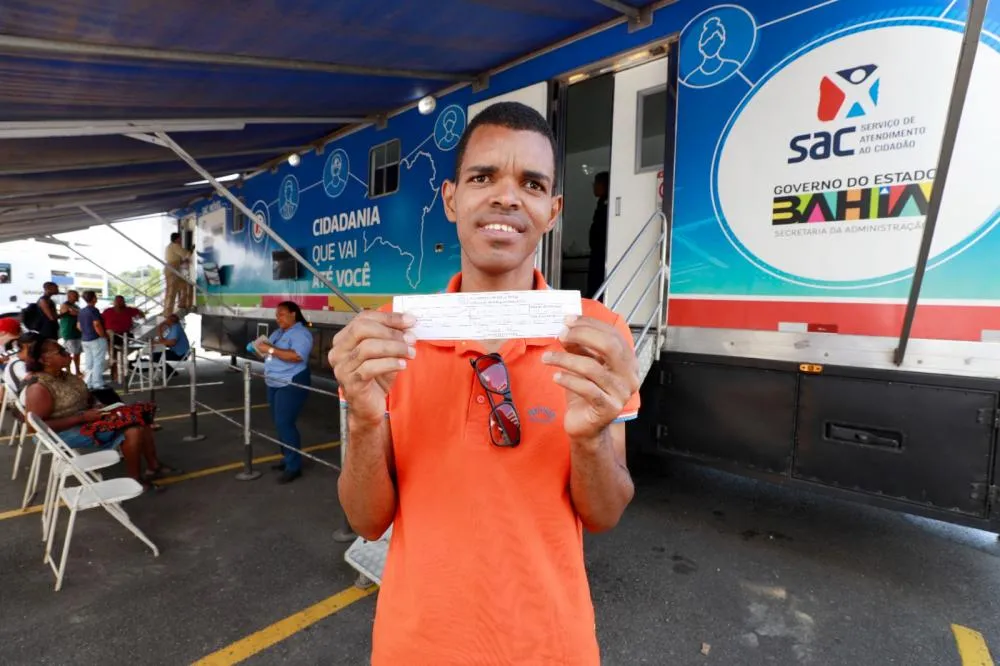 SAC Móvel em Salvador passa a emitir nova carteira de identidade