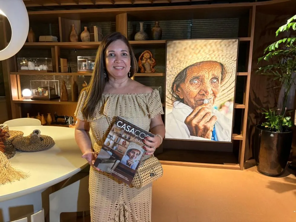 Lounge Terra, de Dinah Lins, estampa capa de Anuário da CasaCor Bahia