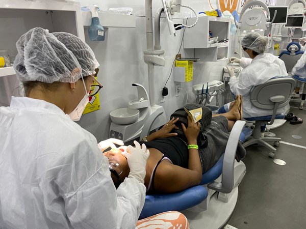 Segundo dia da Feira Março Mulher supera 6 mil atendimentos; ação segue até sábado