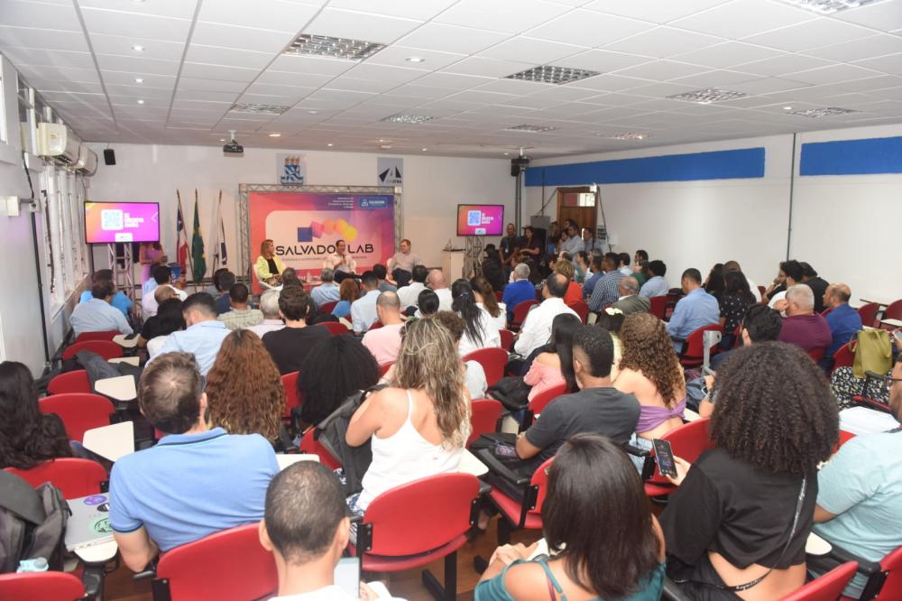  Lançado pela Prefeitura, projeto Salvador LAB vai fomentar empreendedorismo no ambiente acadêmico 